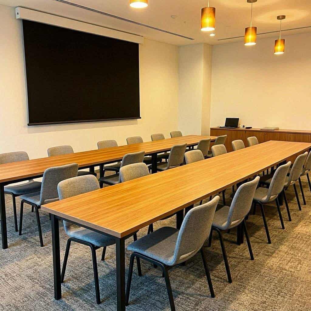 多场活动同时举办来临前行政前台应怎样检查写字楼办公的视频会议隔音